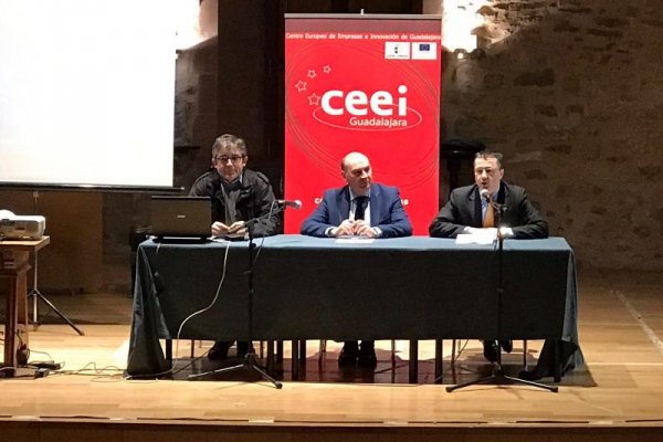 Los jóvenes de Sigüenza aprenden cómo ser empresarios