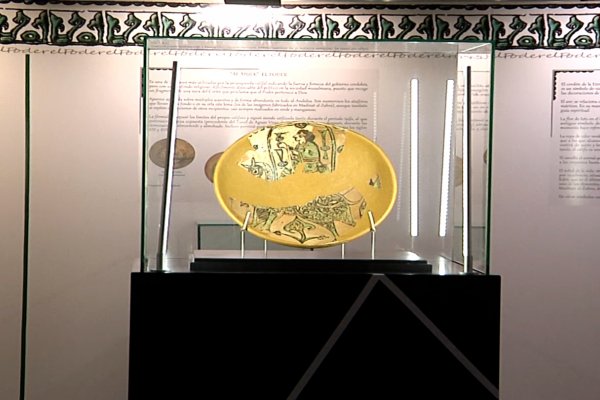 El Ataifor ya está en la exposición permanente del Museo