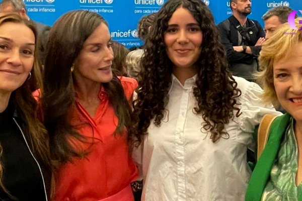 Premio UNICEF 2025 recibido por una Aloverana