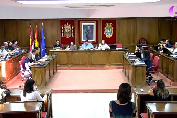 PP y VOX permanecen sentados en Azuqueca ante la barbarie