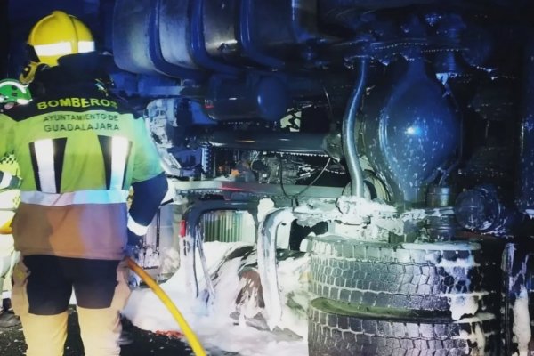 Dos accidentes de camiones este viernes