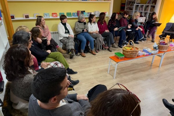 AEDA se vuelve a reunir y celebrar su asamblea en Azuqueca