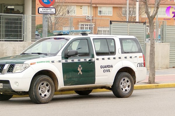 EFICACIA. Roba una furgoneta y a la hora es detenido por la Guardia Civil