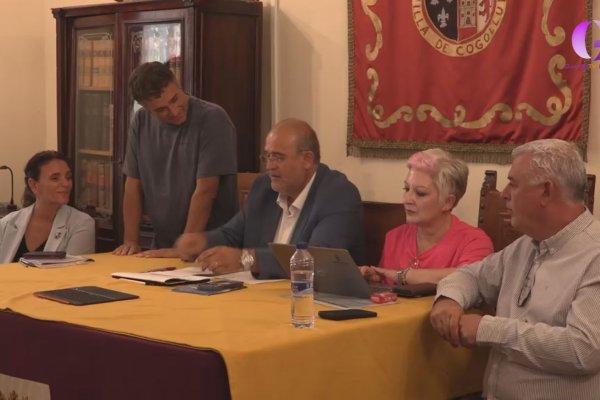 El Gobierno regional aprueba un fondo de contingencia de 27 millones de euros para la recuperación de las zonas incendiadas. 