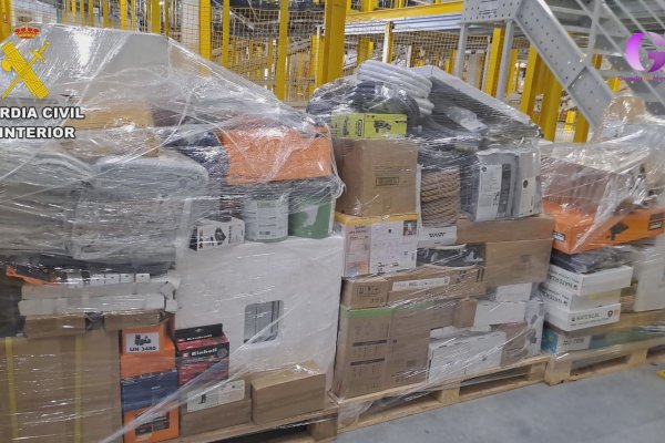 Detenidas 5 personas en Guadalajara por apropiación indebida de mercancias durante su transporte