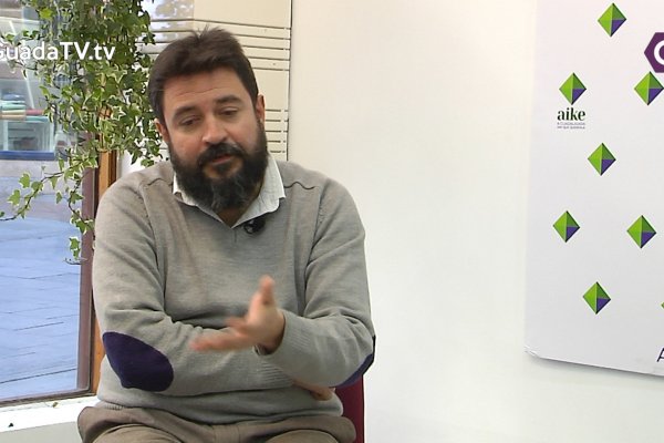 Jorge Riendas, candidato de AIKE, apuesta por una política diferente a la que hay 