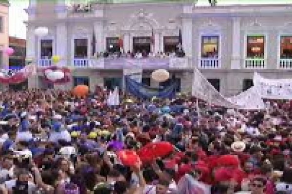 Pregón y Chupinazo de las ferias y fiestas de Guadalajara