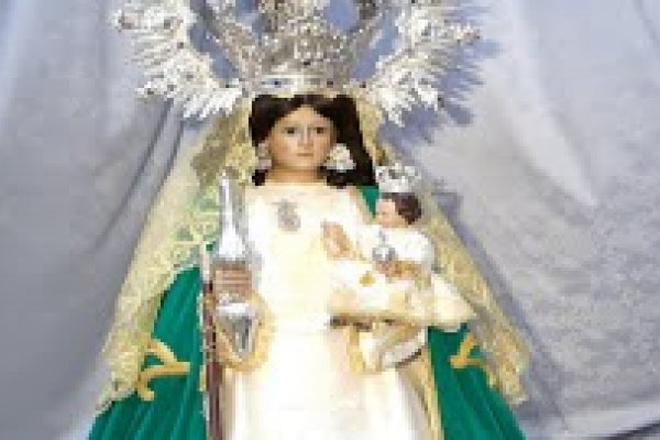 Ofrenda floral a la Virgen de La Antigua