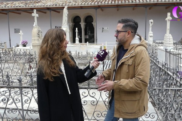 ¡Hoy en La tarde con Cristina celebramos Halloween en el cementerio de Brihuega!