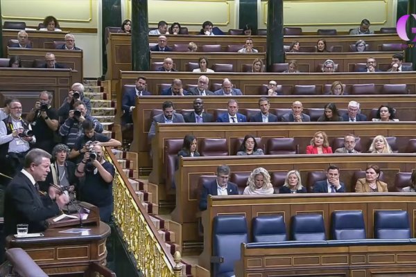 Page defiende la reforma del Estatuto, que nace de un consenso amplísimo, con el objetivo de hacer mejor a España 