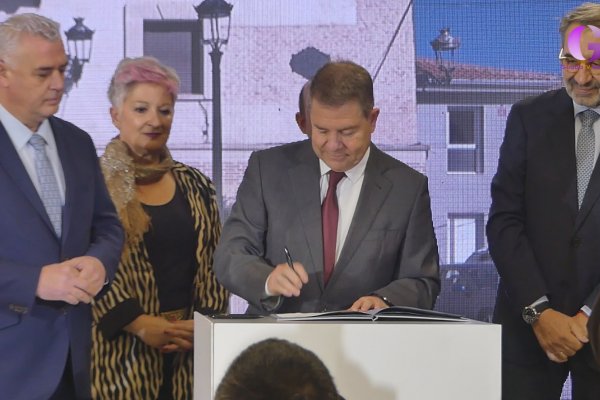 Junta y Diputación renuevan su colaboración para garantizar instalaciones adecuadas en consultorios locales