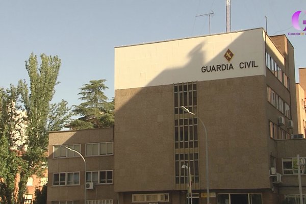 La Guardia Civil detiene al presunto autor de actos vandálicos cometidos en  Mondéjar