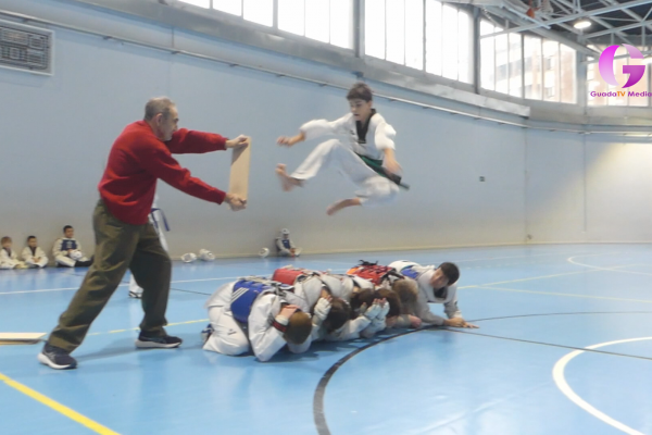 Hoy en La tarde con Cristina conocemos los detalles del viaje en bicicleta de Ana y Abel
