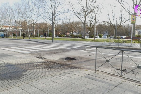 El Ayuntamiento quiere arreglar el 90% de los 300 baches en 15 días 