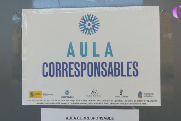 Laura Gil califica como "una más" el cierre del aula Corresponsables 