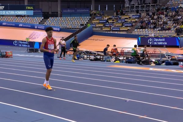 Jaxier, brilla; Rosales, se resiente