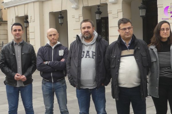 Varapalo al ayuntamiento por el pliego de los autobuses