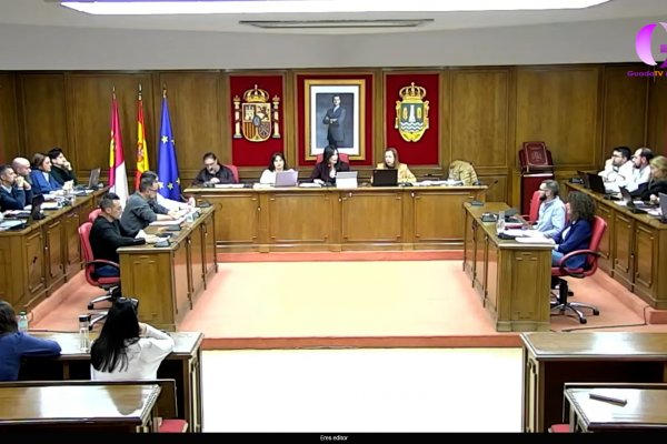 Pleno de Azuqueca con cambios en los precios de las EI y subvenciones de la Junta