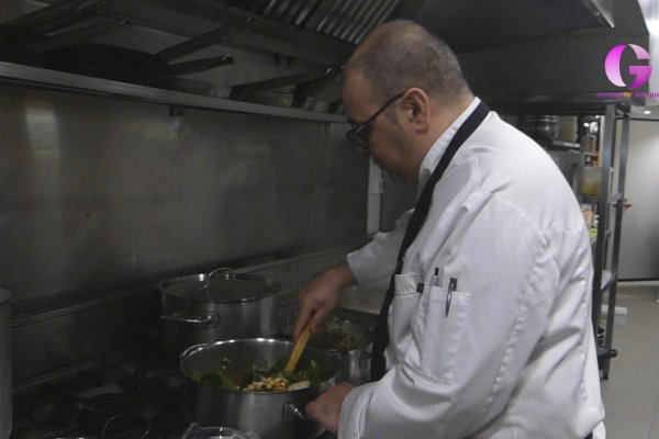 Hoy en La Tarde con Cristina el restaurante Casa Miguelín nos cocina potaje y torrijas