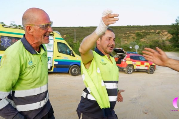Los trabajadores de la mina Santa Catalina celebran la vida