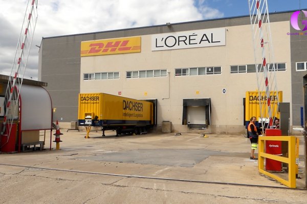 L'OREAL a la HUELGA