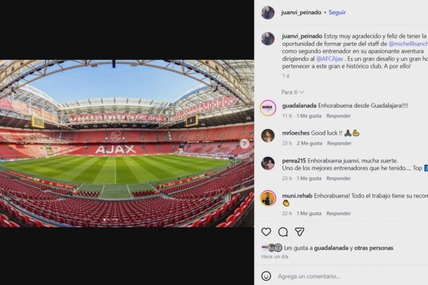 Juanvi PEINADO, AL AJAX 