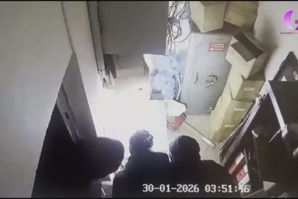 SEIS DETENIDOS que FORZARON siete bancos