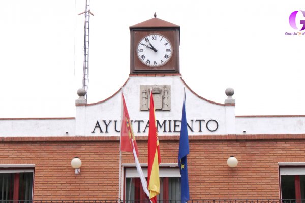 Los funcionarios de Azuqueca quieren cobrar per sé un plus de productividad que el Ayuntamiento quiere regularizar