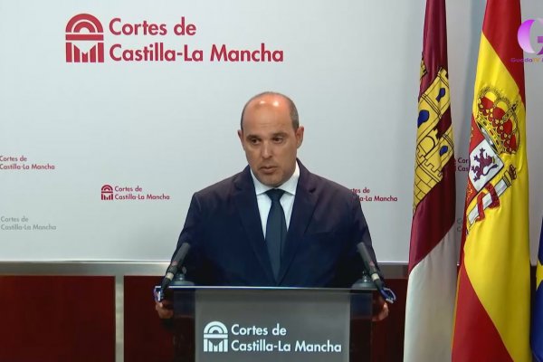 El presidente de las Cortes de Castilla la Mancha, Pablo Bellido, ha agradecido la gran labor de los diferentes efectivos, agricultores y vecinos ante el incendio de La Mierla