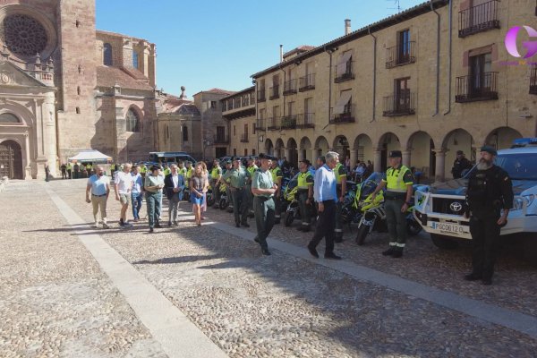 Presentado el dispositivo de seguridad que acompañará la II Vuelta ciclista CLM Leader