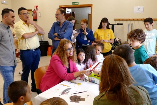 Sara Simón, visita el 'Plan Corresponsables' de Iriepal