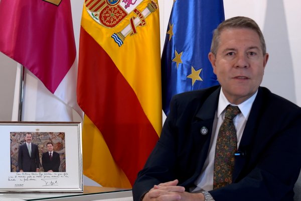 Page felicita a los ceutíes en su Día