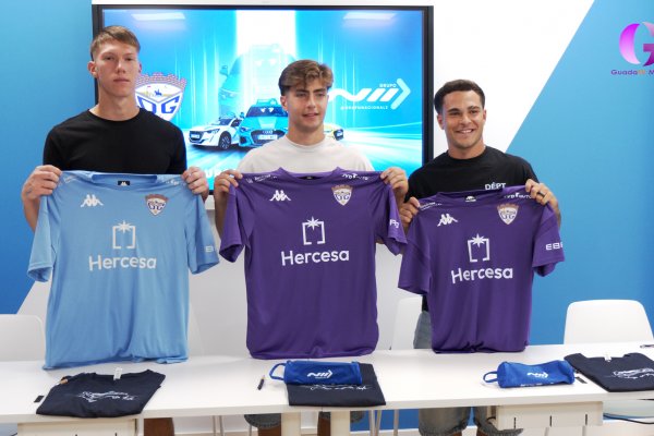 El Deportivo Guadalajara promociona a tres jugadores del filial