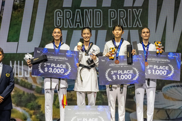Medalla de plata para LENA MORNO REYES en Taewkondo