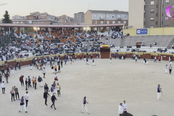 ¿Dónde están los de la plaza, los de plaza dónde están?