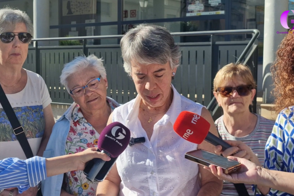 Los vecinos de las Casas del Rey piden a la alcaldesa que se les escuche 