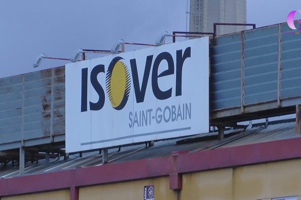 ISOVER amplia sus paros para aumentar la presión