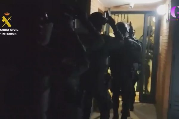La Guardia Civil desarticula un grupo criminal de cultivo y venta de marihuana