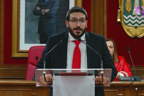 Aparicio no se presenta a la alcaldia de Azuqueca 